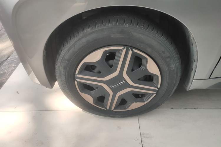Used Baojun E200 2018 Intelligent Driving Edition Exterior 4