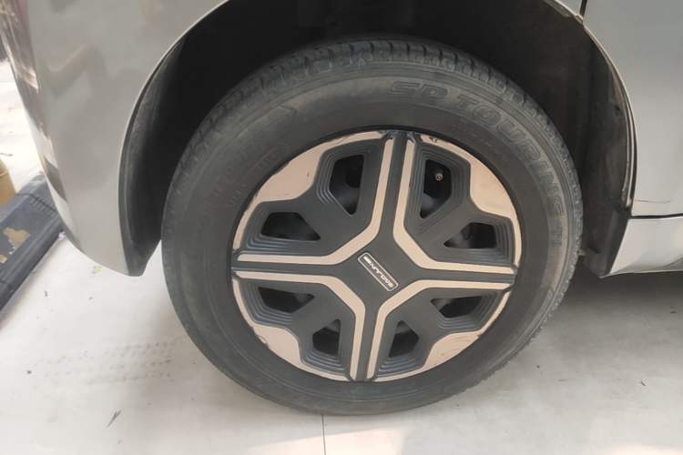 Used Baojun E200 2018 Intelligent Driving Edition Exterior 5