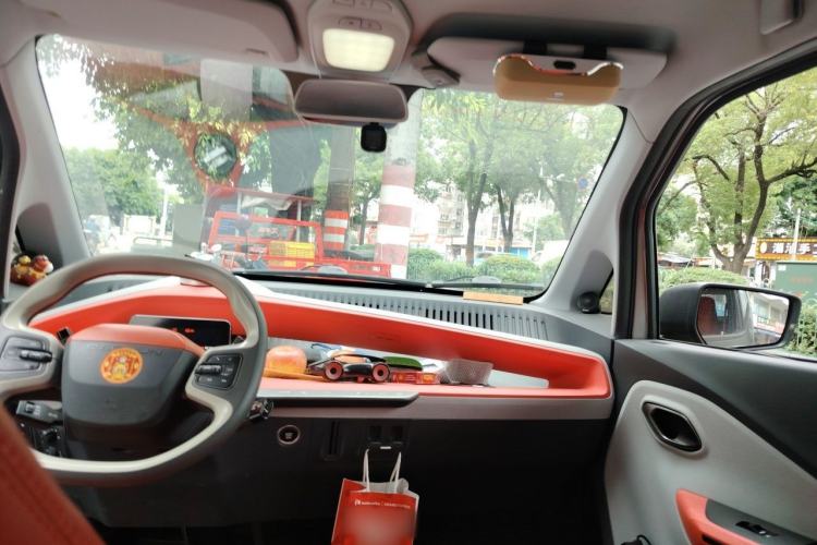 Used Baojun E200 2018 Intelligent Driving Edition Headliner