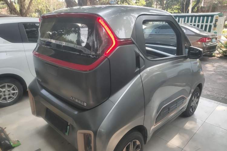 Used Baojun E200 2018 Intelligent Driving Edition Rear Right 45 Deg