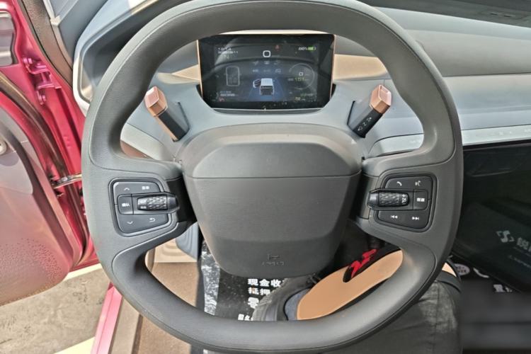 Used Baojun E200 2018 Intelligent Driving Edition Steering Wheel