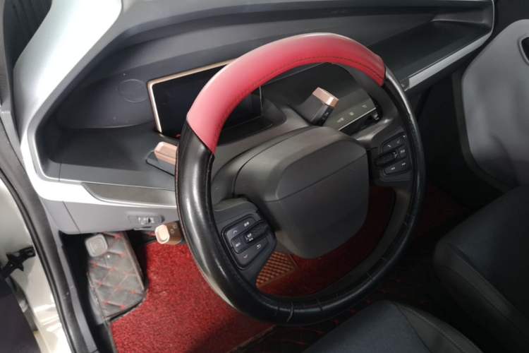 Used Baojun E200 2018 Intelligent Driving Edition Center Console