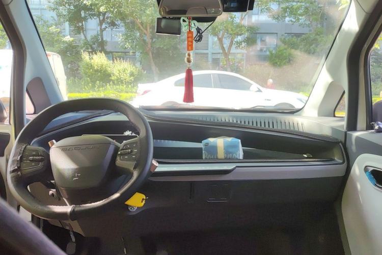 Used Baojun E200 2018 Intelligent Driving Edition Center Console