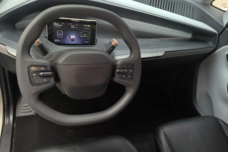 Used Baojun E200 2018 Intelligent Driving Edition Center Console
