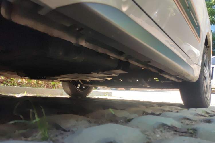 Used Baojun E200 2018 Intelligent Driving Edition Chassis Rear Right