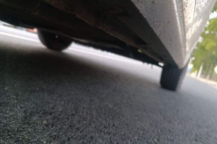 Used Baojun E200 2018 Intelligent Driving Edition Chassis Rear Right