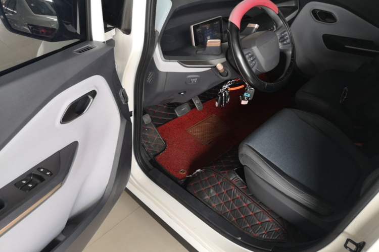 Used Baojun E200 2018 Intelligent Driving Edition Driver Seat