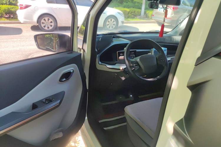 Used Baojun E200 2018 Intelligent Driving Edition Driver Seat