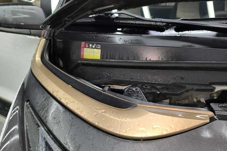 Used Baojun E200 2018 Intelligent Driving Edition Engine Bay Right