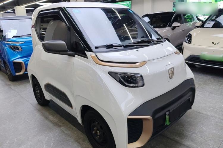 Used Baojun E200 2018 Intelligent Driving Edition Front Right 45 Deg