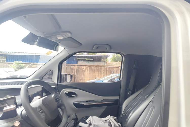 Used Baojun E200 2018 Intelligent Driving Edition Headliner