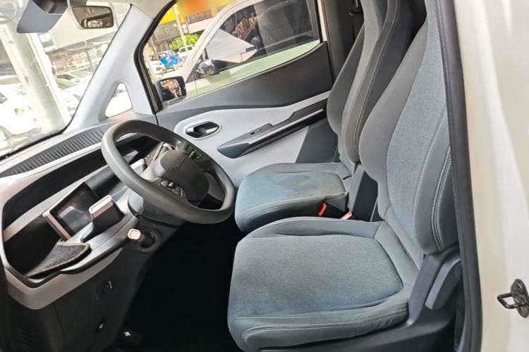 Used Baojun E200 2018 Intelligent Driving Edition Left Front Seat