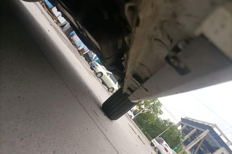 Used Baojun E200 2018 Intelligent Driving Edition Left Side Sill