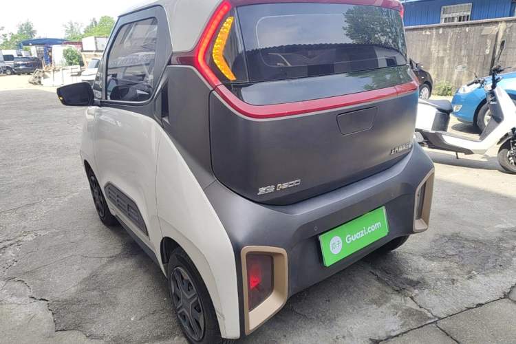 Used Baojun E200 2018 Intelligent Driving Edition Rear Left 45 Deg