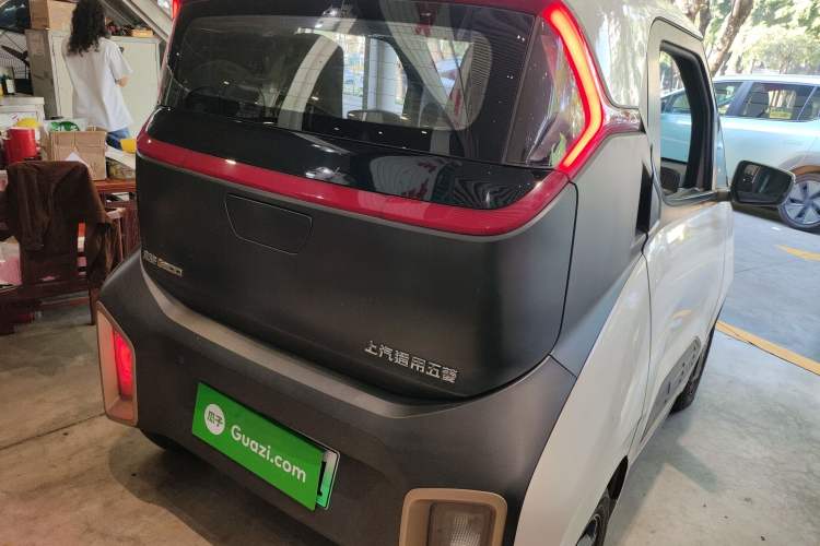 Used Baojun E200 2018 Smart Enjoy Edition Rear Right 45 Deg