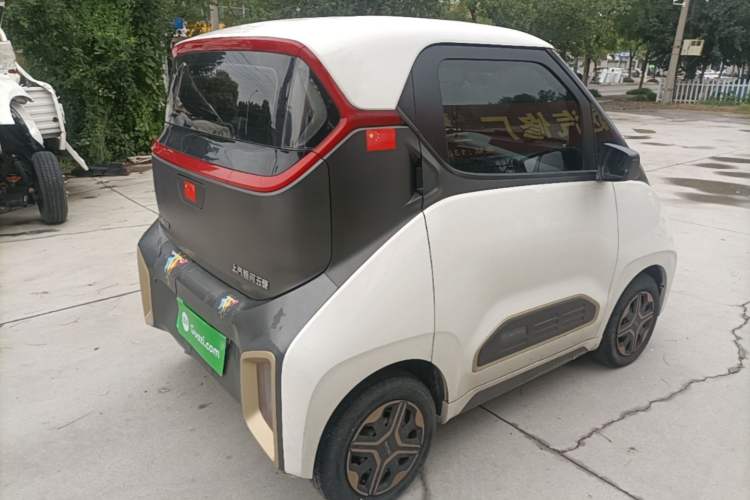 Used Baojun E200 2018 Intelligent Driving Edition Rear Right 45 Deg