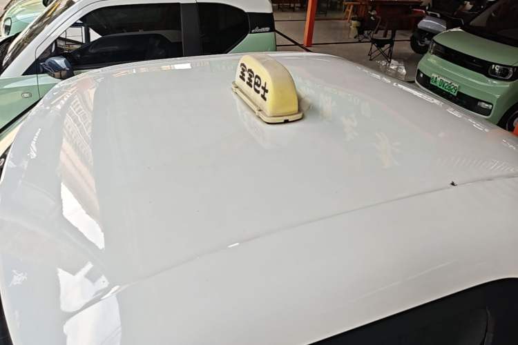 Used Baojun E200 2018 Intelligent Driving Edition Roof