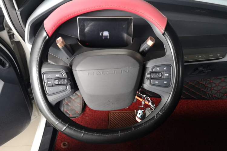 Used Baojun E200 2018 Intelligent Driving Edition Steering Wheel
