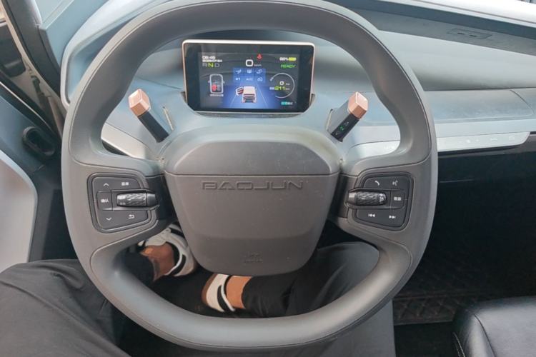 Used Baojun E200 2018 Intelligent Driving Edition Steering Wheel