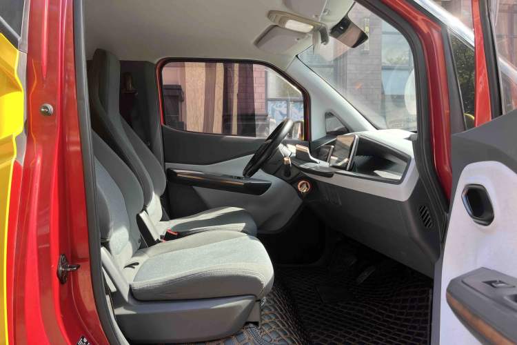 Used Baojun E200 2018 Intelligent Driving Edition Interior 3
