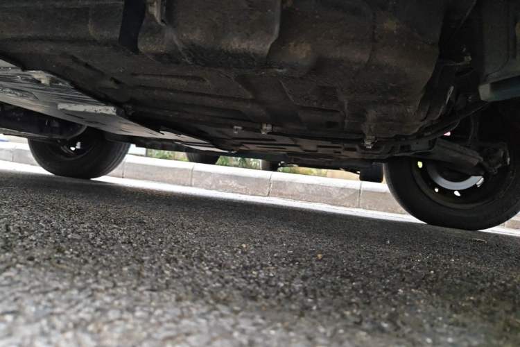 Used Baojun E200 2019 250KM Smart Drive Edition Chassis Rear Left