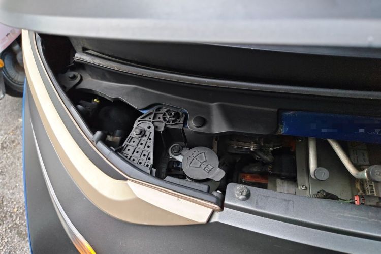 Used Baojun E200 2019 250KM Smart Drive Edition Engine Bay Right