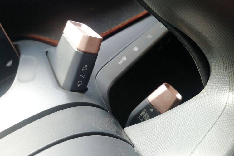 Used Baojun E200 2019 250KM Smart Drive Edition Gear Lever
