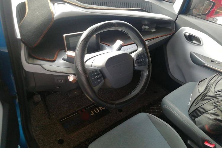 Used Baojun E200 2019 250KM Smart Drive Edition Interior 2