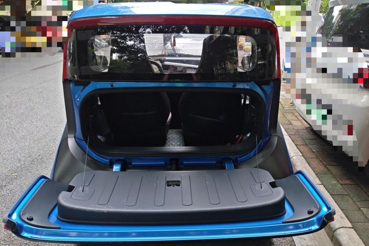 Used Baojun E200 2019 250KM Smart Drive Edition Trunk
