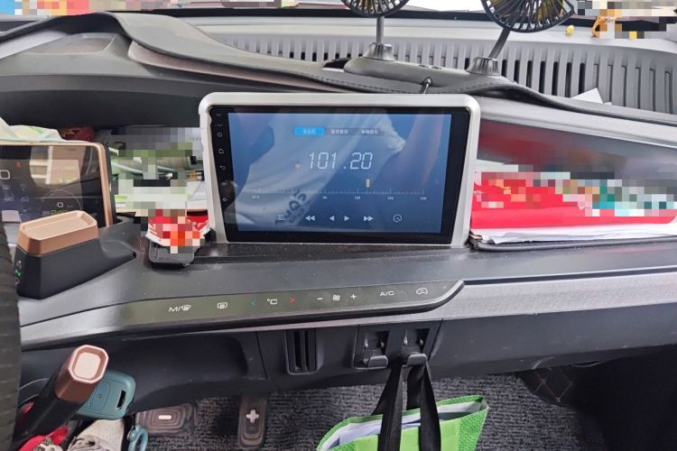 Used Baojun E200 2019 250KM Smart Drive Edition Audio And AC Panel