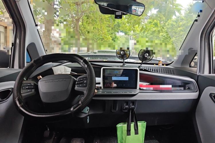 Used Baojun E200 2019 250KM Smart Drive Edition Center Console