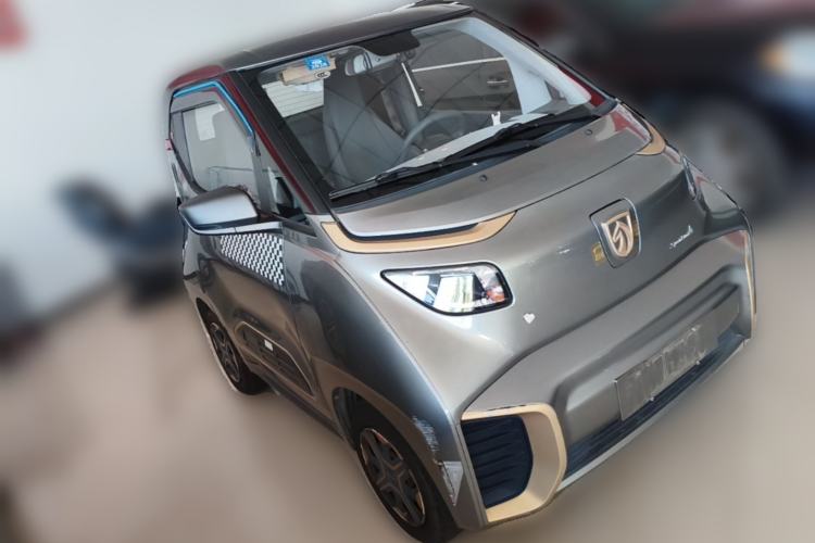 Used Baojun E200 2019 250KM Smart Drive Edition Front Right 45 Deg