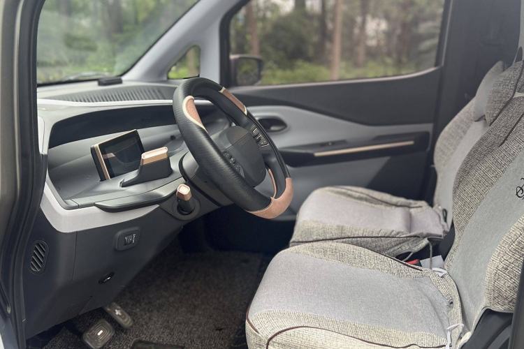 Used Baojun E200 2019 250KM Smart Drive Edition Interior 3