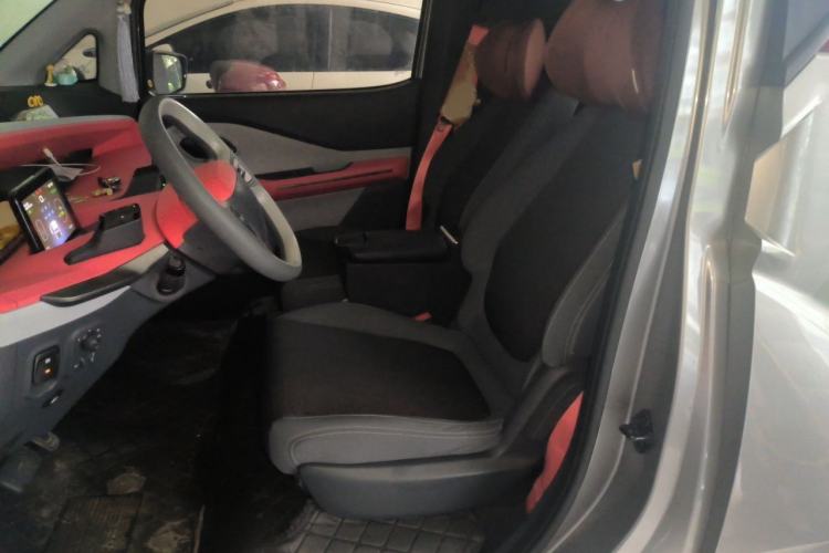 Used Baojun E200 2019 250KM Smart Enjoyment Version Interior 4