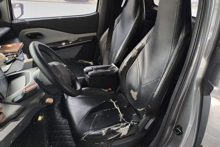 Used Baojun E200 2019 250KM Smart Drive Edition Left Front Seat