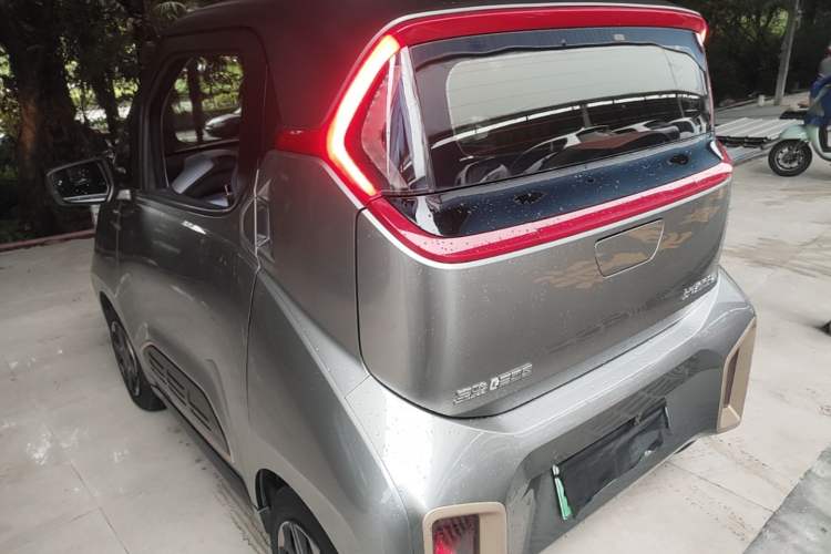 Used Baojun E200 2019 250KM Smart Drive Edition Rear Left 45 Deg