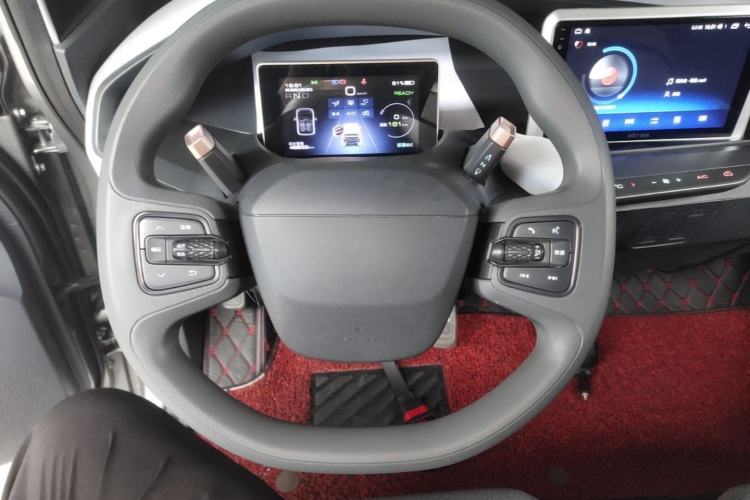 Used Baojun E200 2019 250KM Smart Drive Edition Steering Wheel