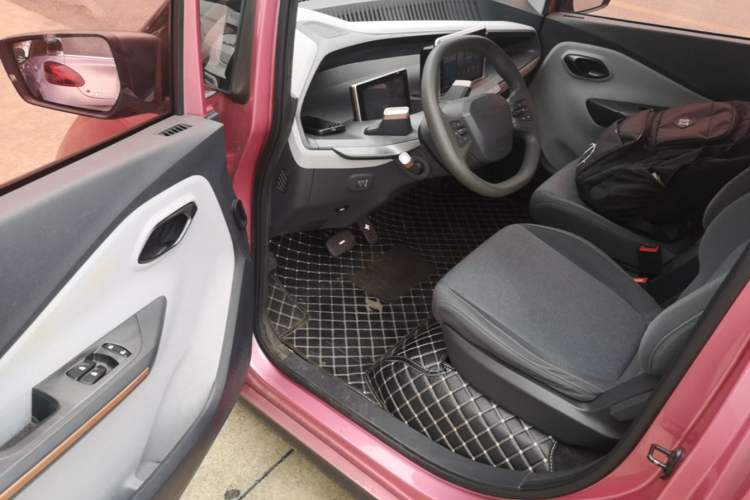 Used Baojun E200 2019 250KM Smart Drive Edition Driver Seat