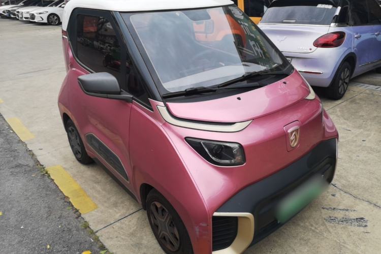 Used Baojun E200 2019 250KM Smart Drive Edition Front Right 45 Deg