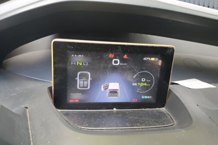 Used Baojun E200 2019 250KM Smart Drive Edition Instrument Cluster