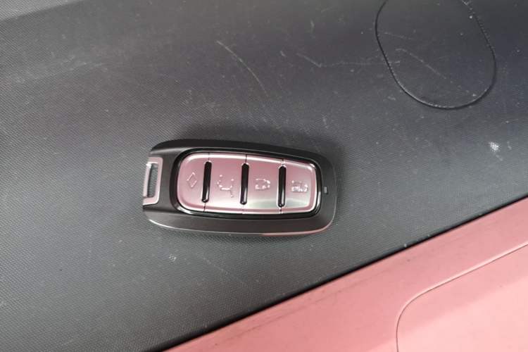 Used Baojun E200 2019 250KM Smart Enjoyment Version Interior 1