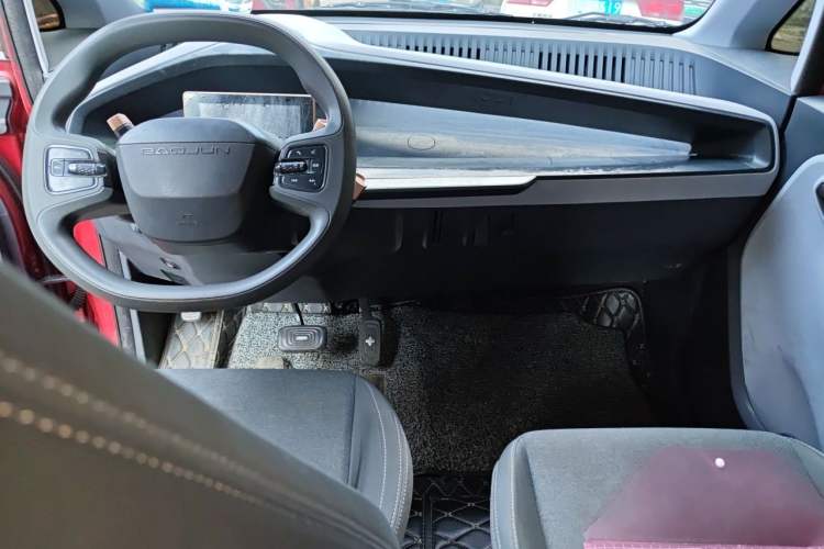 Used Baojun E200 2019 250KM Smart Drive Edition Center Console