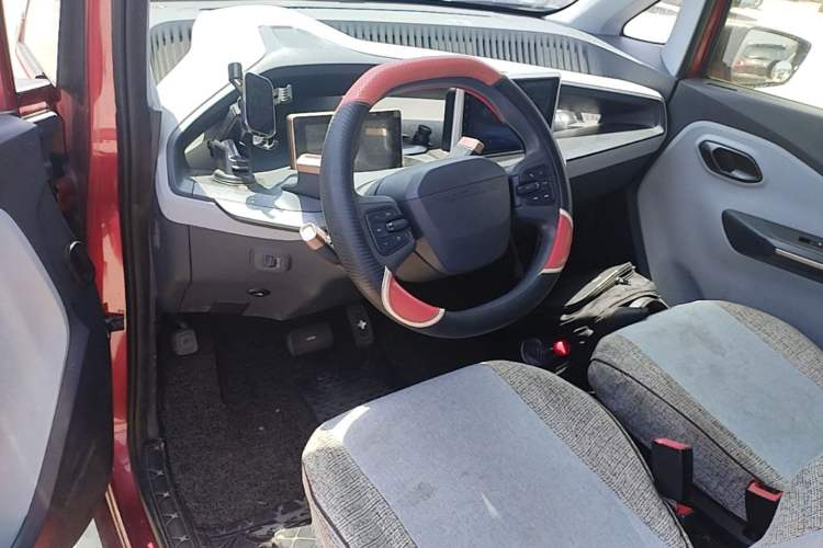 Used Baojun E200 2019 250KM Smart Drive Edition Center Console