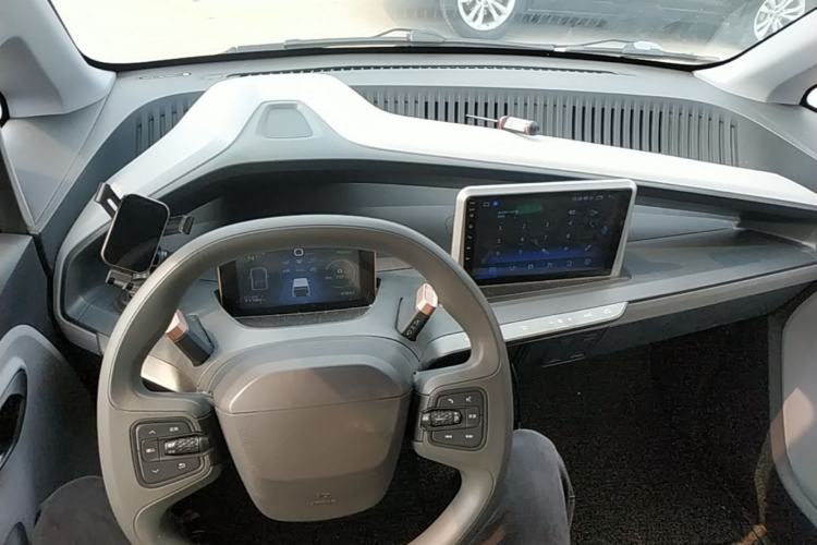 Used Baojun E200 2019 250KM Smart Drive Edition Center Console