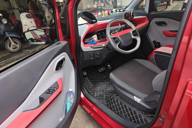 Used Baojun E200 2019 250KM Smart Enjoyment Version Driver Seat