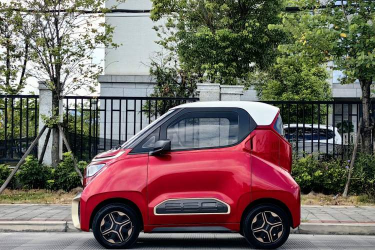 Used Baojun E200 2019 250KM Smart Drive Edition Exterior 2