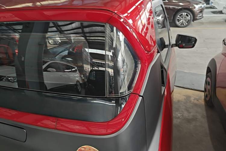Used Baojun E200 2019 250KM Smart Enjoyment Version Exterior 3