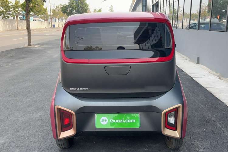 Used Baojun E200 2019 250KM Smart Enjoyment Version Exterior 4