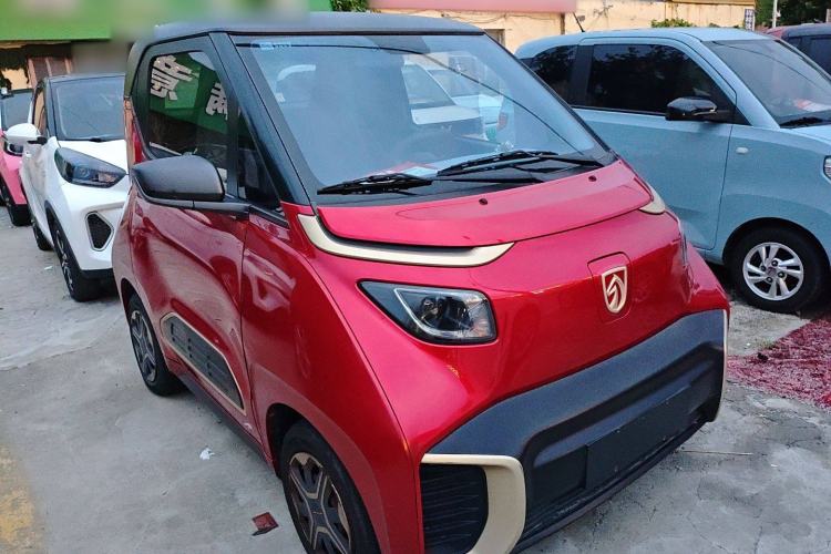 Used Baojun E200 2019 250KM Smart Drive Edition Front Right 45 Deg