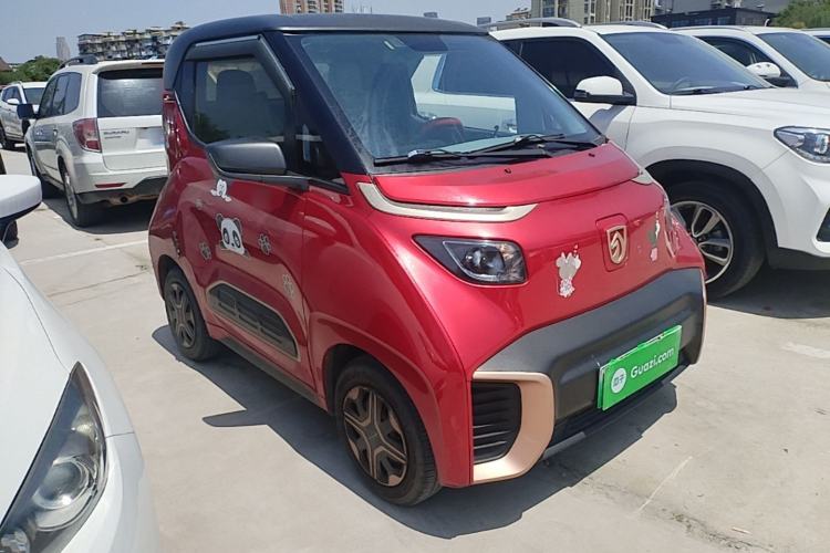 Used Baojun E200 2019 250KM Smart Drive Edition Front Right 45 Deg